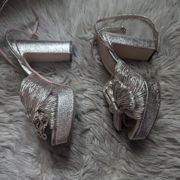 EUC Loeffler Randall Natalia Champagne Platform Bow Heel